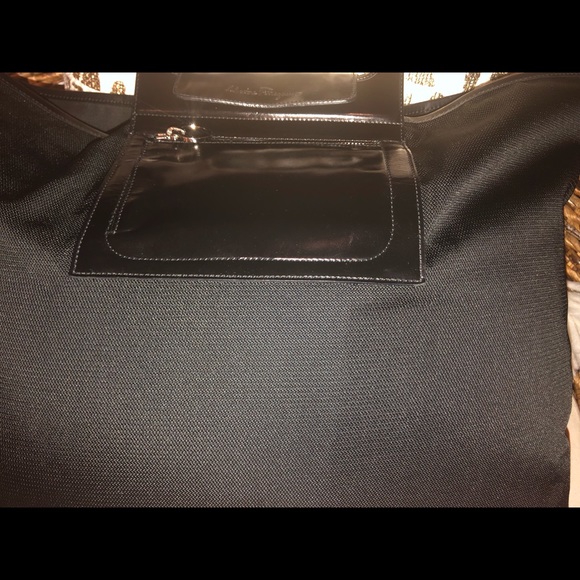 Authentic mech Ferragamo bag - Picture 7 of 8